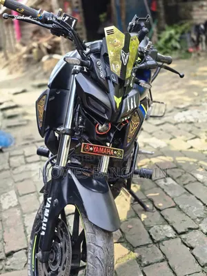 ইয়ামাহা এমটি-১৫ ২০২১ নীল