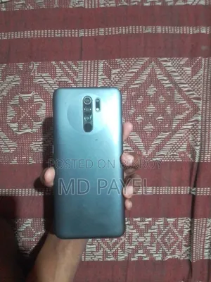 রিয়েলমি ৮ ৫জি ৬৪ জিবি কালো