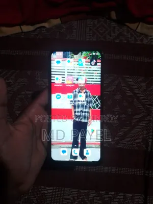 রিয়েলমি ৮ ৫জি ৬৪ জিবি কালো