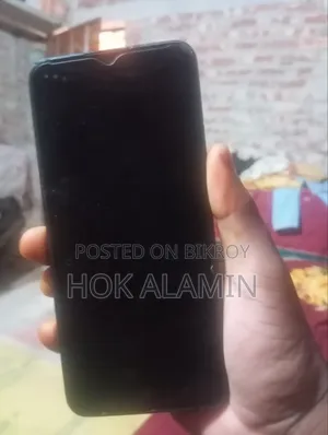 রিয়েলমি সি৩০ ৩২ জিবি কালো