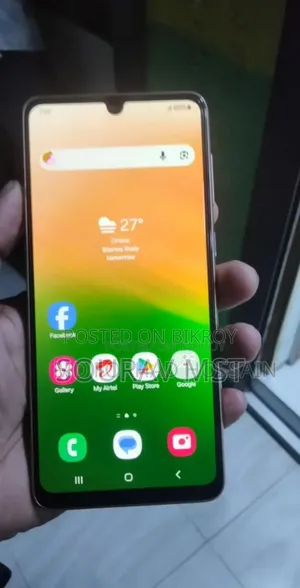 স্যামসাং গ্যালাক্সি এ৩৩ ৫জি ১২৮ জিবি সাদা
