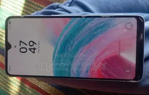 স্যামসাং গ্যালাক্সি এ৩৩ ৫জি ১২৮ জিবি সাদা