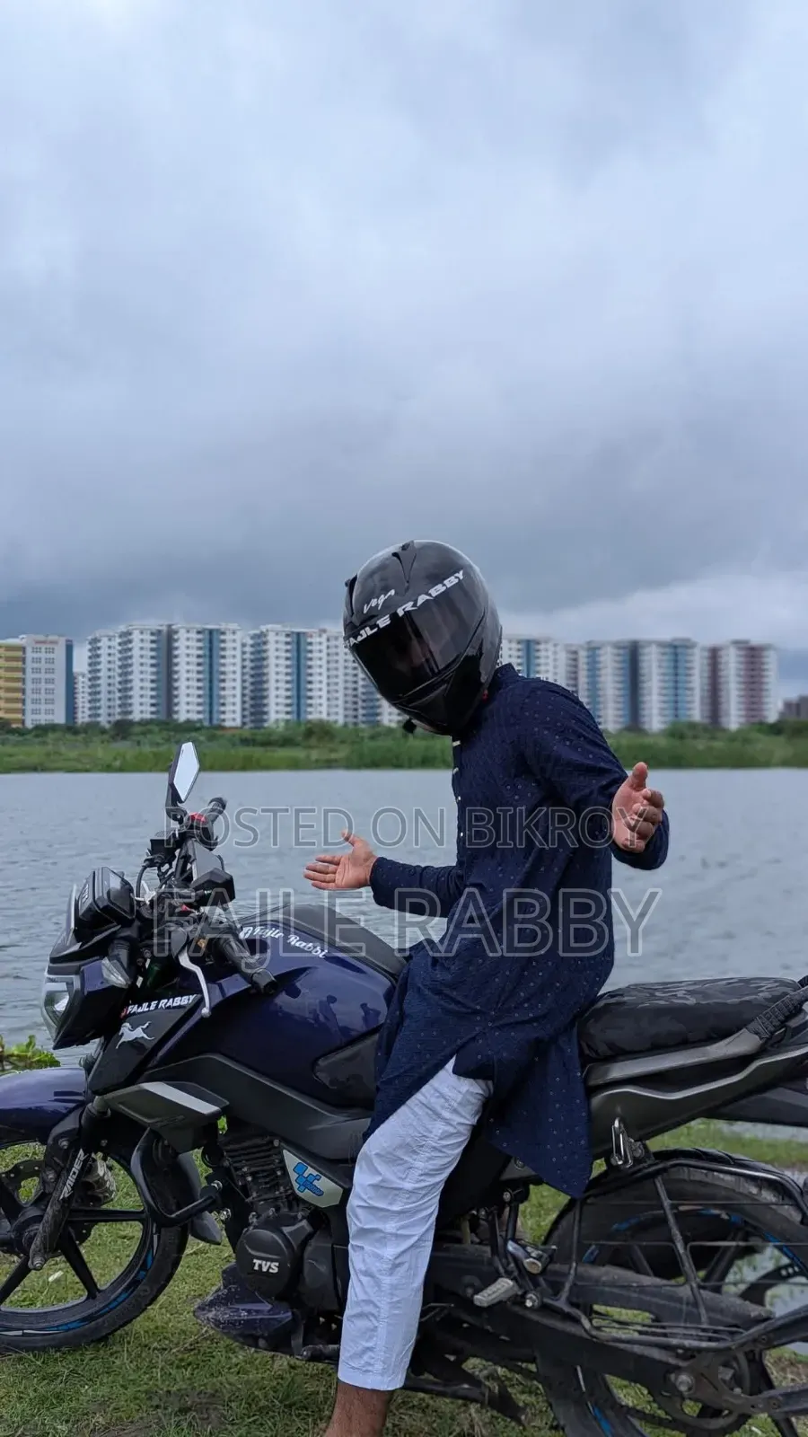 TVS Raider 125 2022 Blue