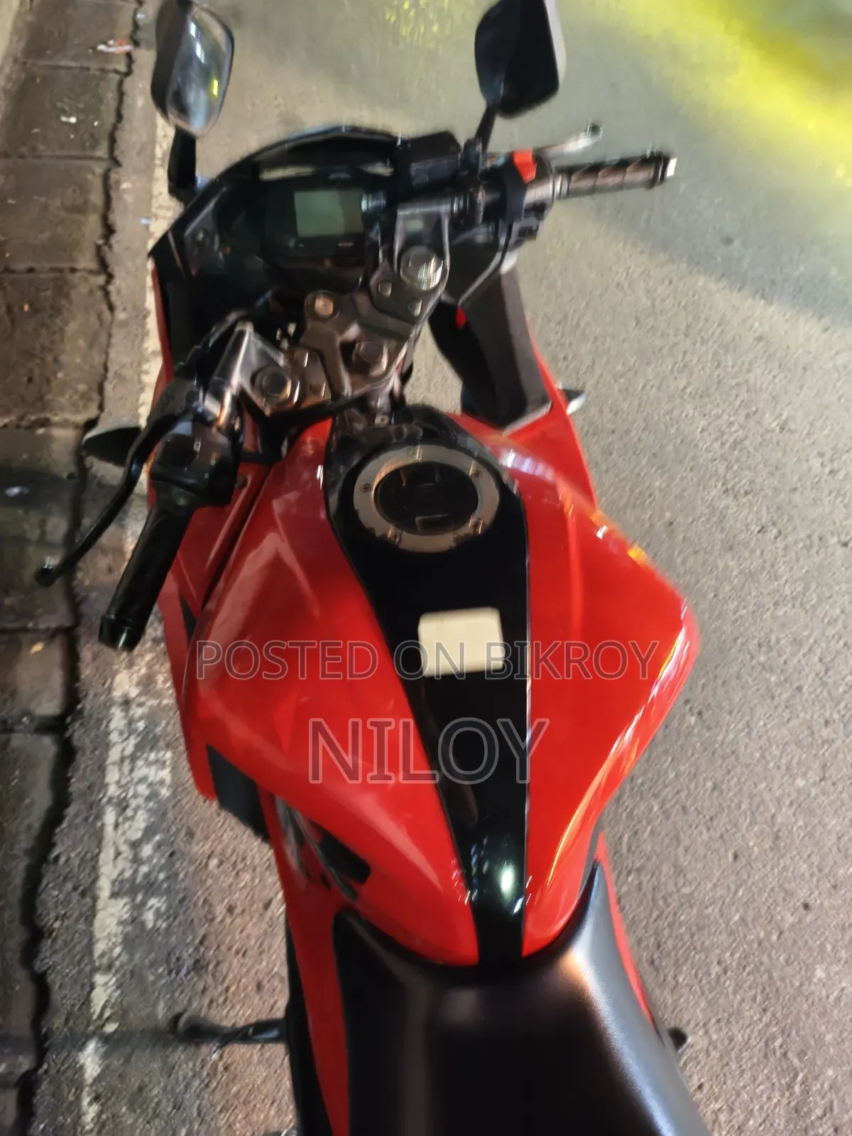 Suzuki Gixxer SF 2022 Red