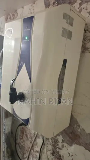 ইউনিলিভার পিওরইট ক্লাসিক আরও + এমএফ ওয়াটার পিউরিফায়ার বিক্রয়ের জন্য