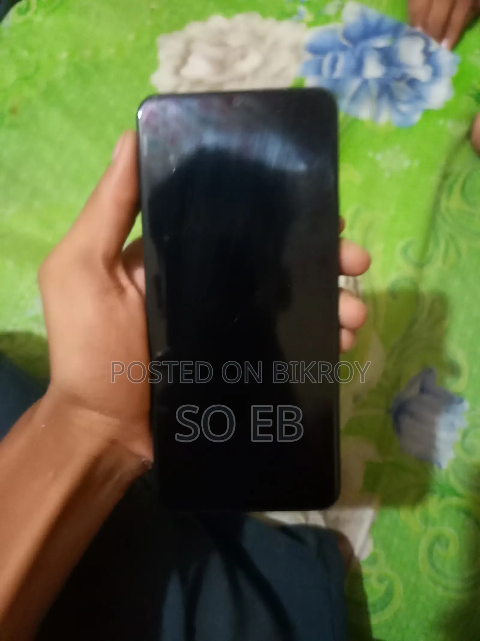 রিয়েলমি নোট ৭০ ১২৮ জিবি নীল