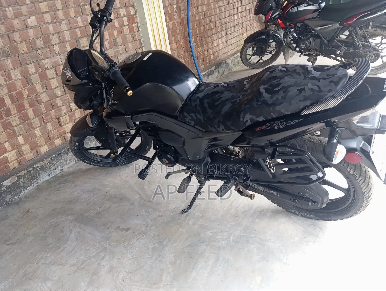 হোন্ডা সিবি ২০১৯ ব্ল্যাক