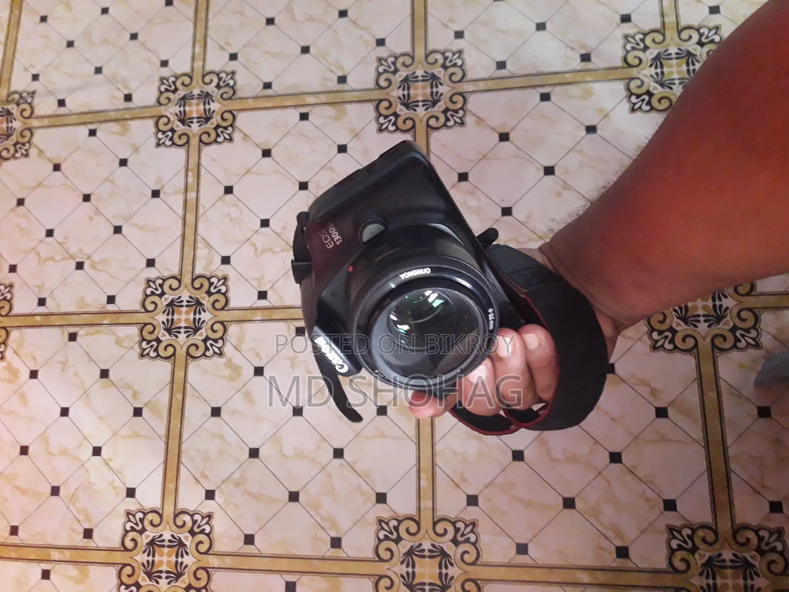 Canon 1300D