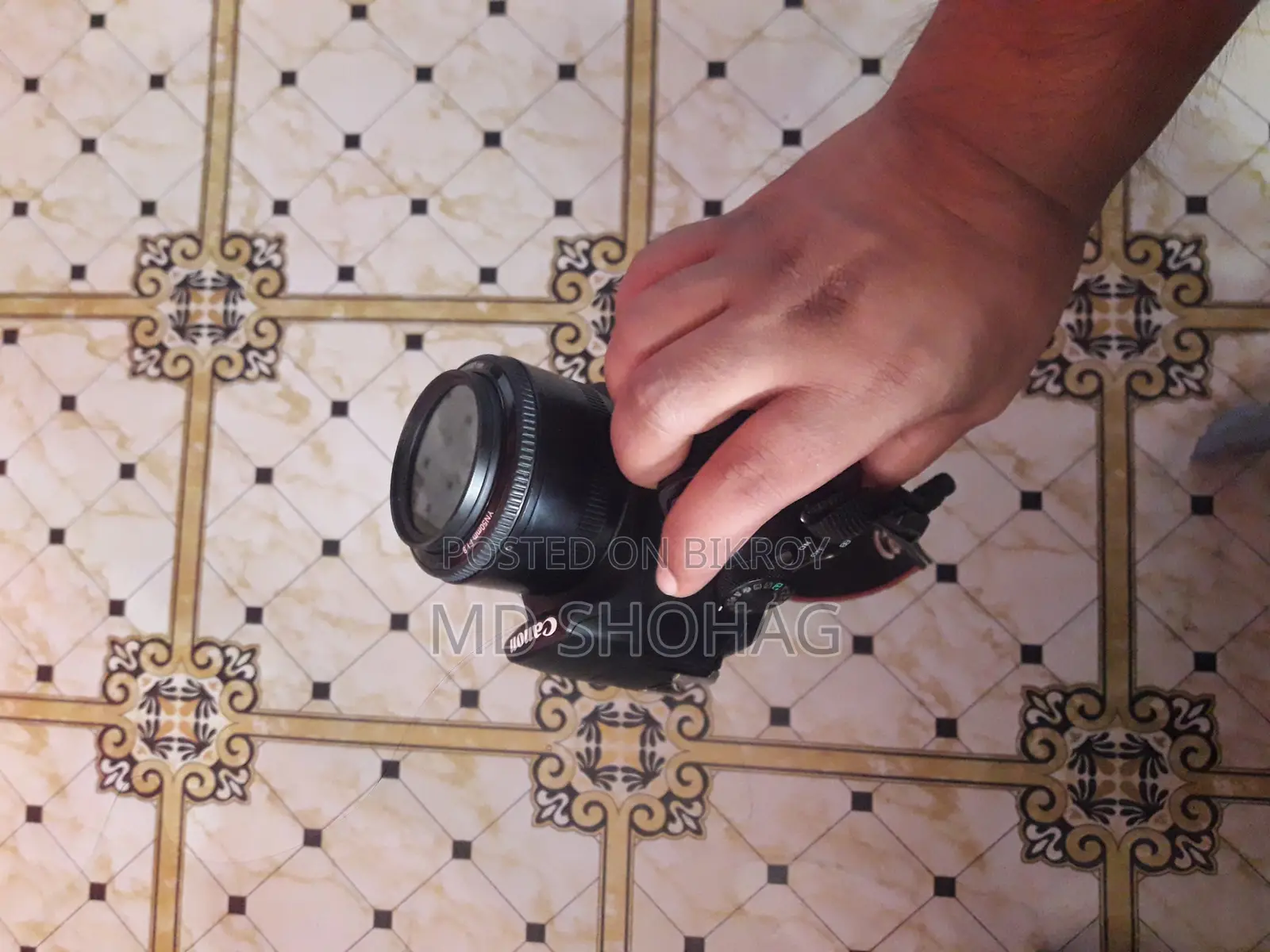 Canon 1300D
