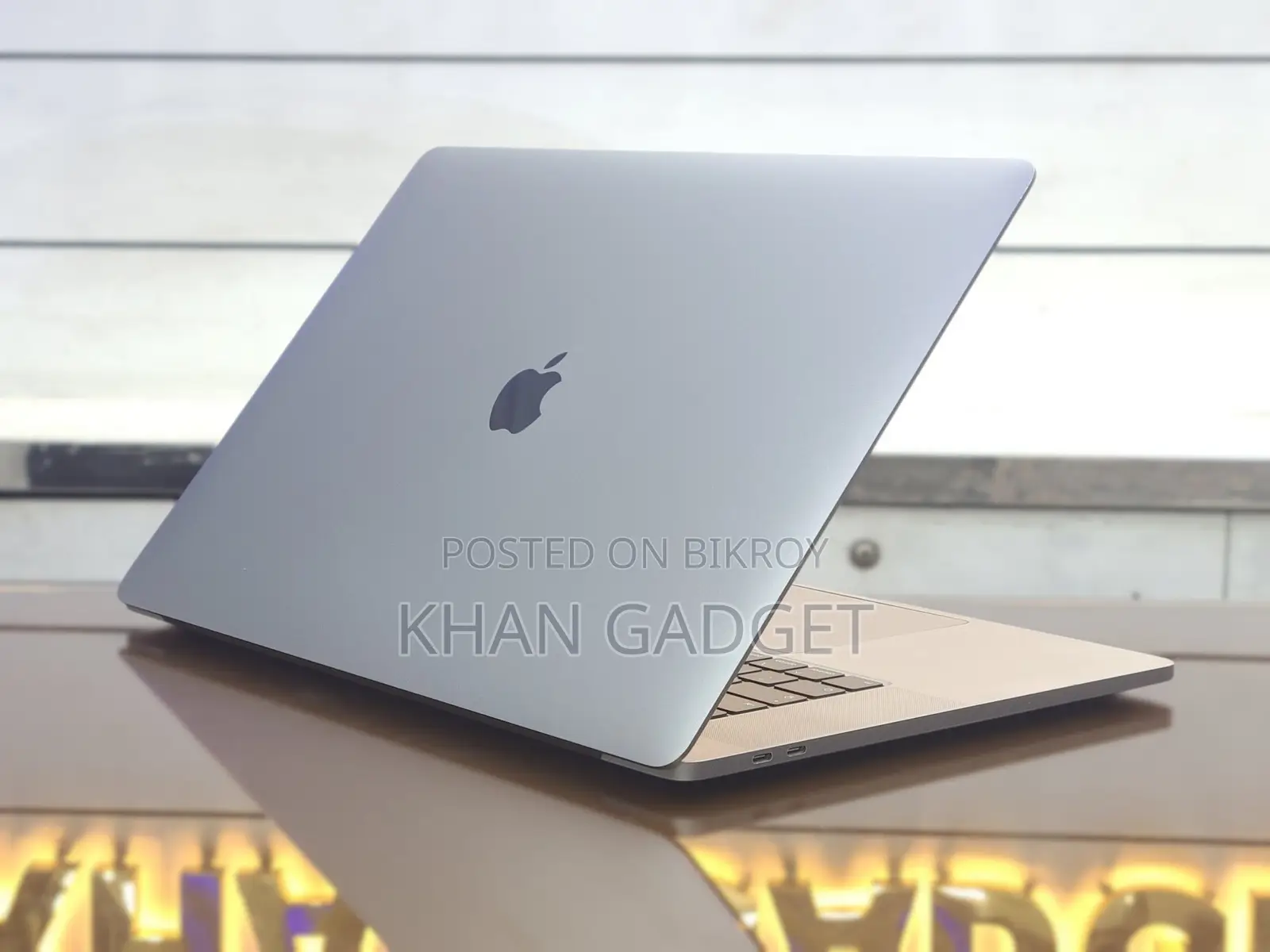 Laptop Apple MacBook Pro 2019 32GB Intel Core i9 SSD 1T