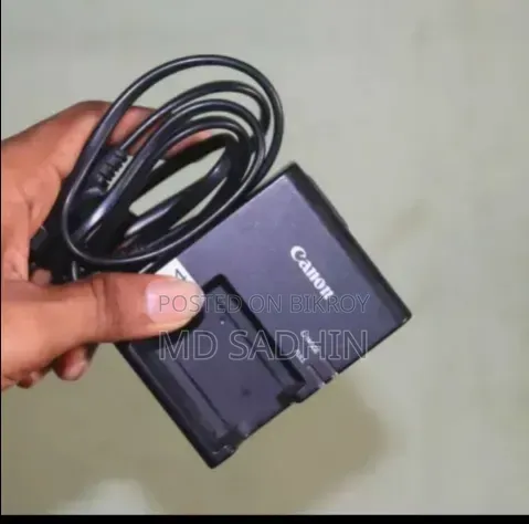 এখন ও অনেক ভালো  আমি এক হাতে ব্যবহার করতছি কারো লাগলে নক দিবেন