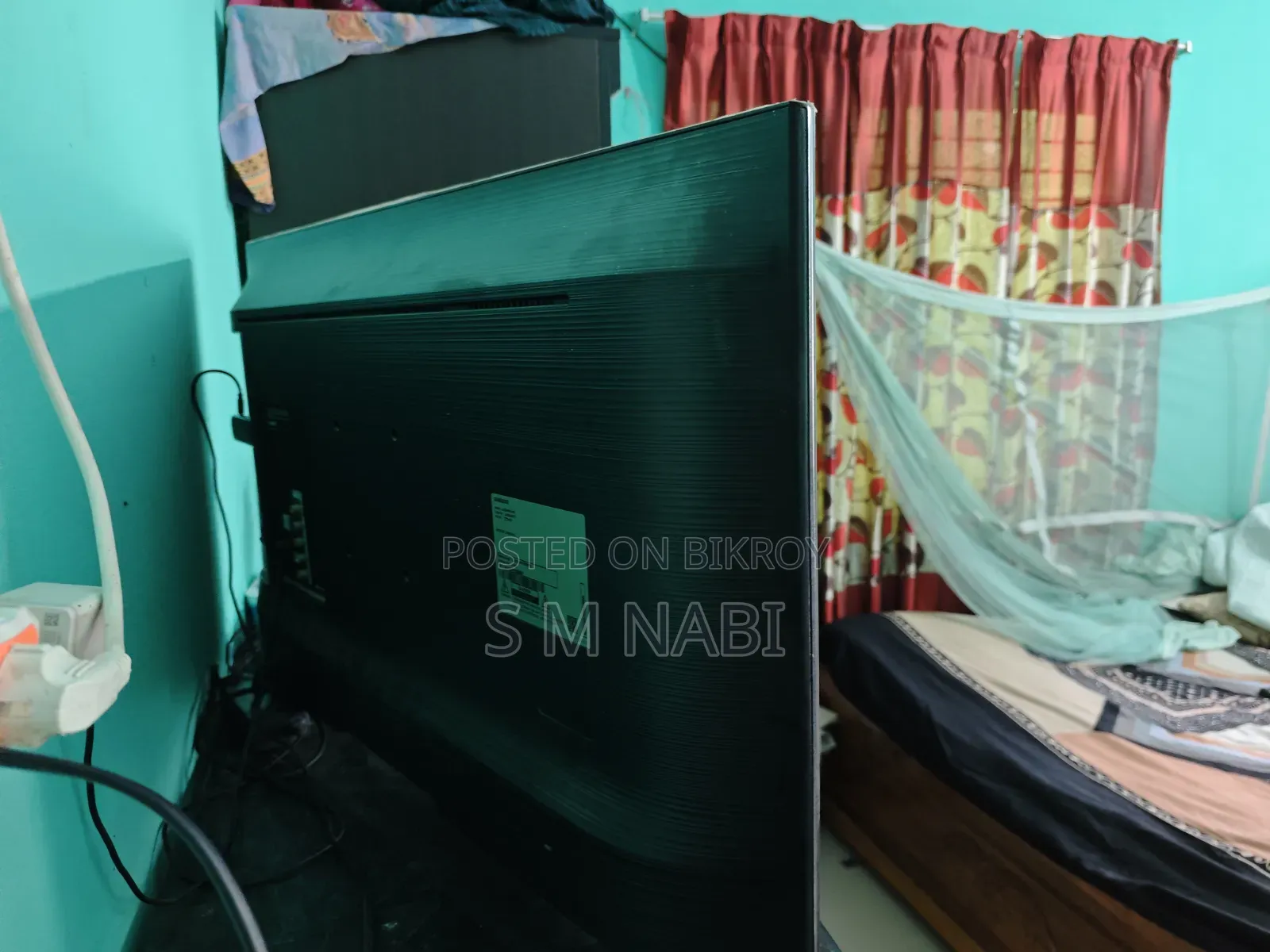 অরিজিনাল স্যামসাং ৩২" সেমি স্মার্ট টিভি উইথ শাওমি টিভি স্টিক
