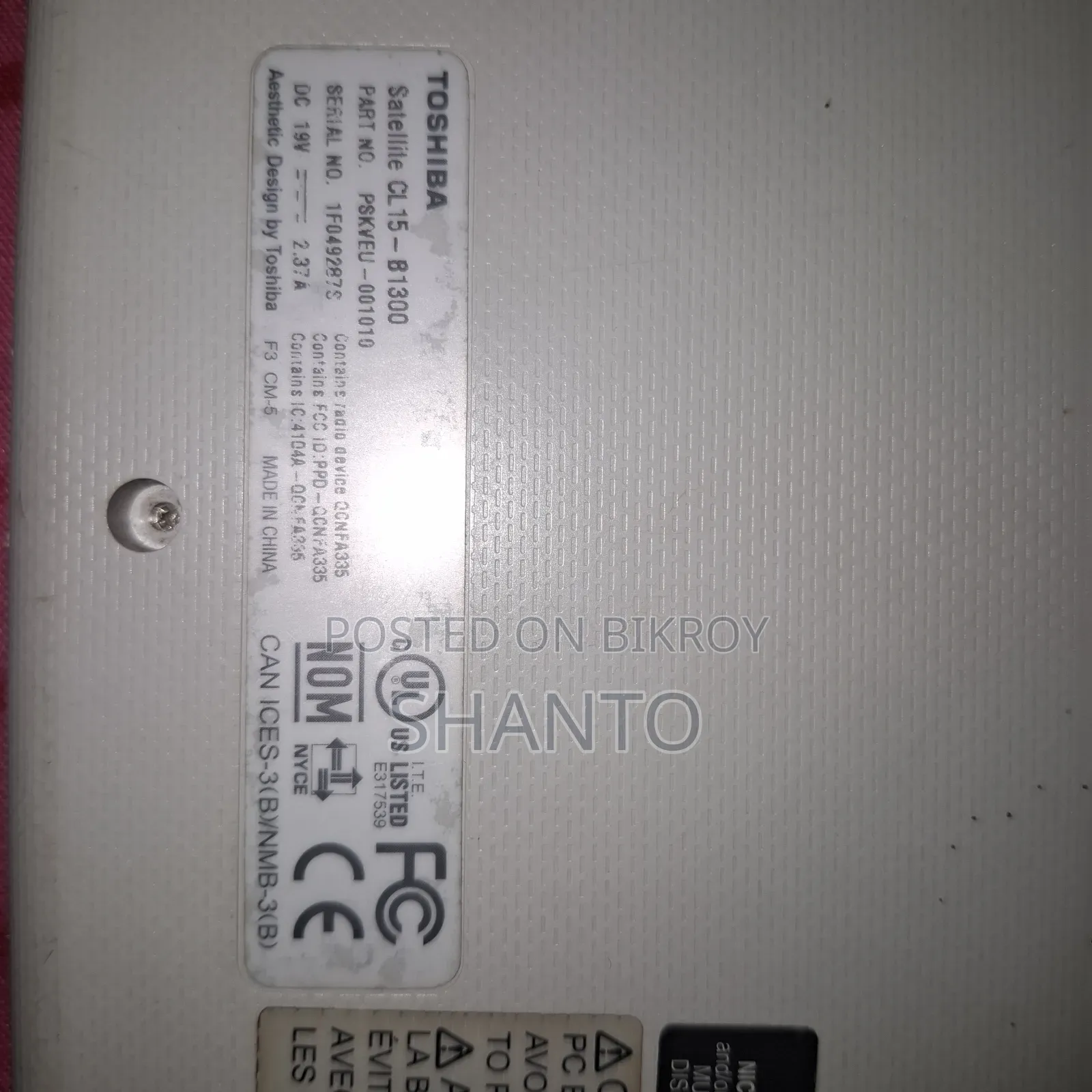Laptop Toshiba Satellite CL15 2GB Intel Celeron SSD 32GB
