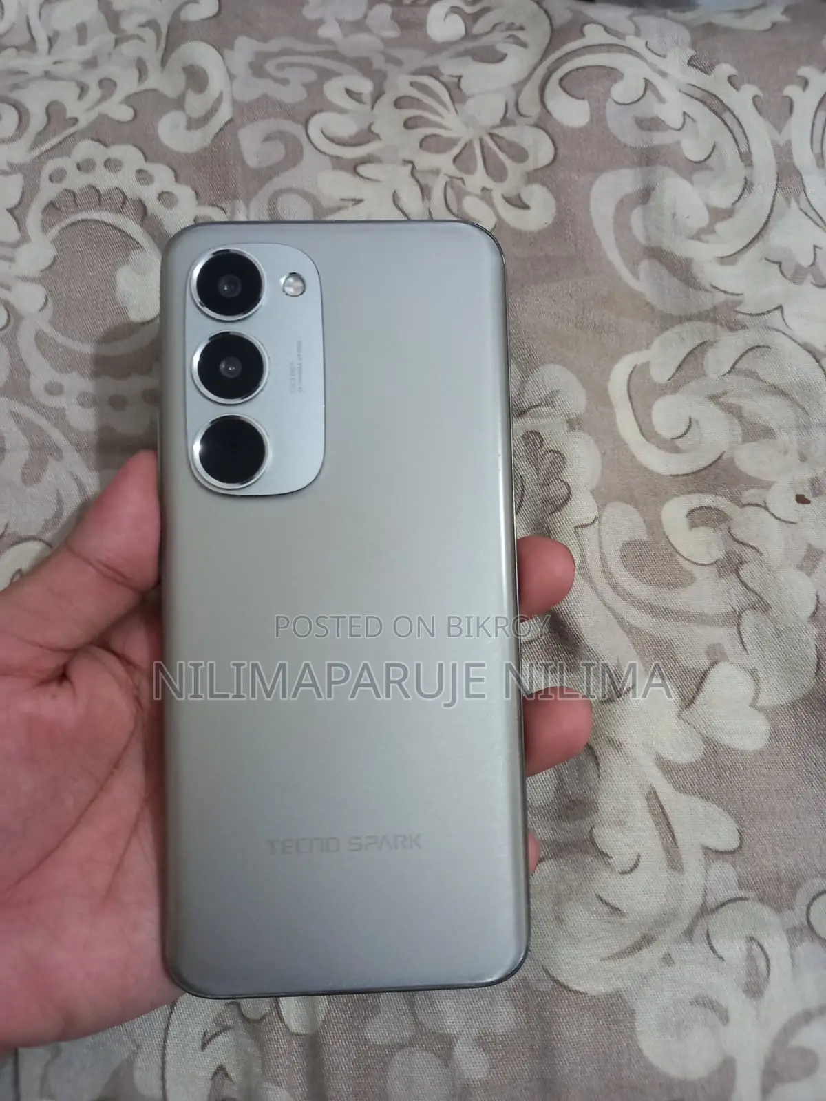 টেকনো স্পার্ক ৪০ প্রো ২৫৬ জিবি সিলভার