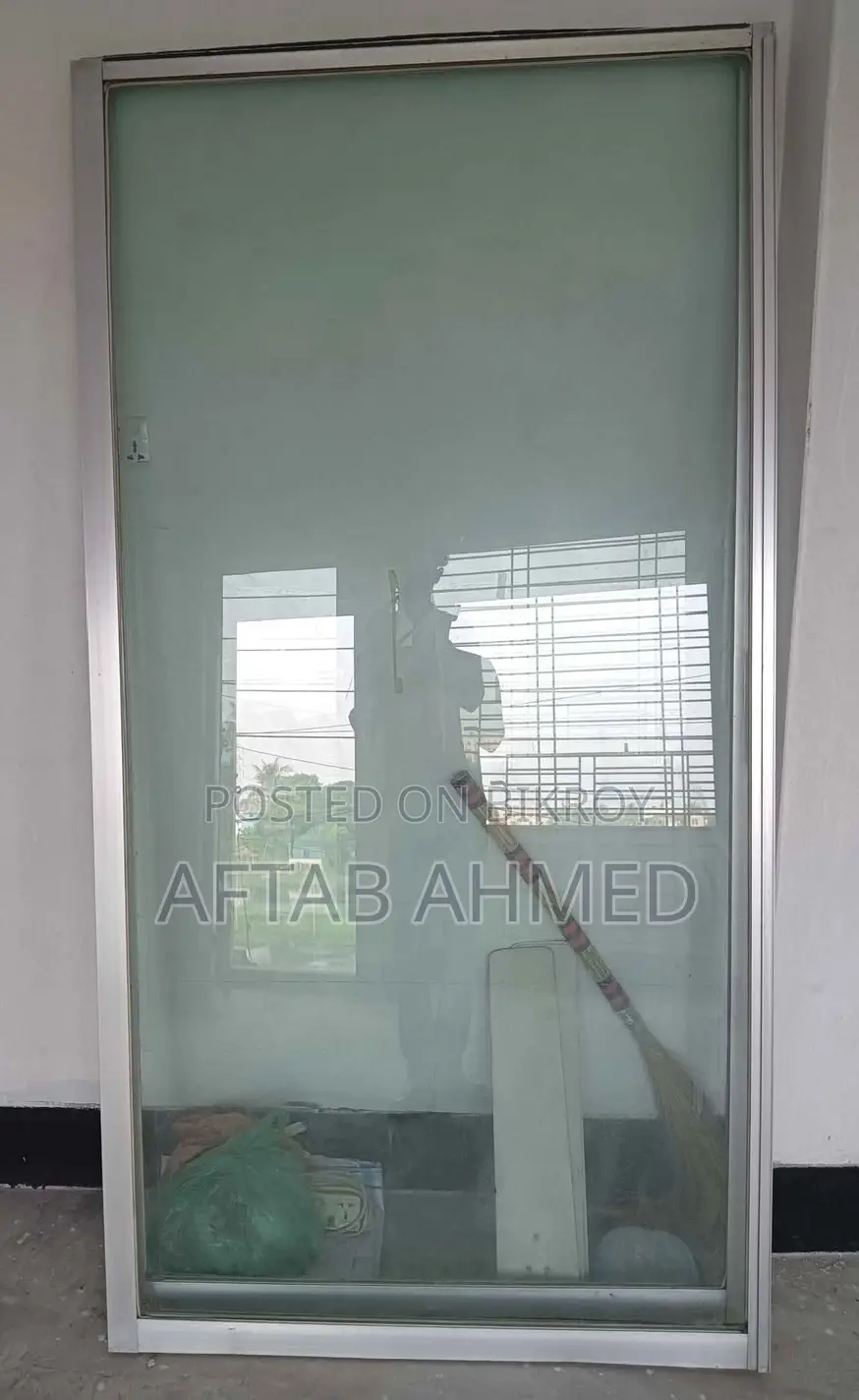 Thai Glass Slide