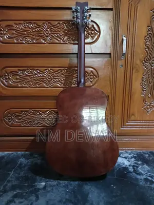 ইয়ামাহা এফ৩১০ অ্যাকোস্টিক গিটার সেল পোস্ট
