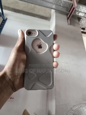 অ্যাপল আইফোন ৮ ৬৪ জিবি হলুদ