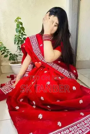 সিউলি ফুলের শাড়ি