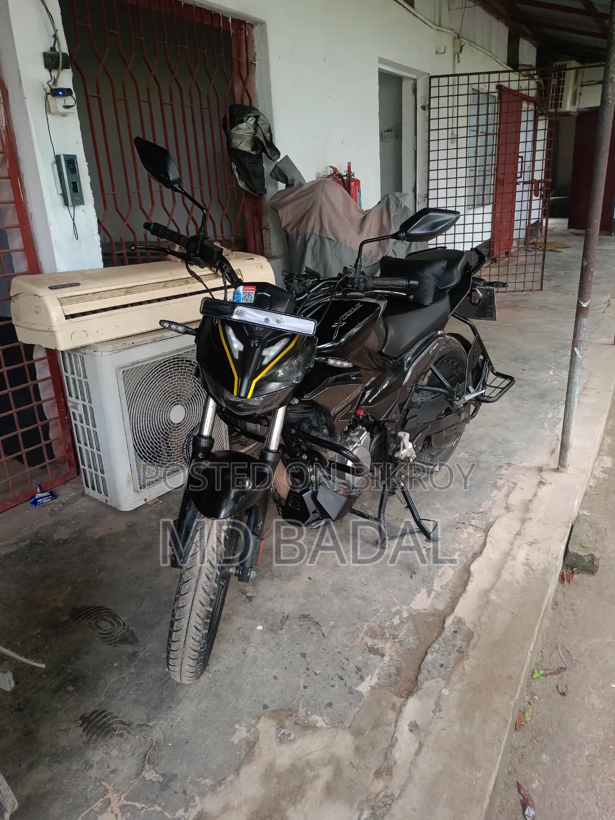 Hero Xtreme 125R 2025 Black