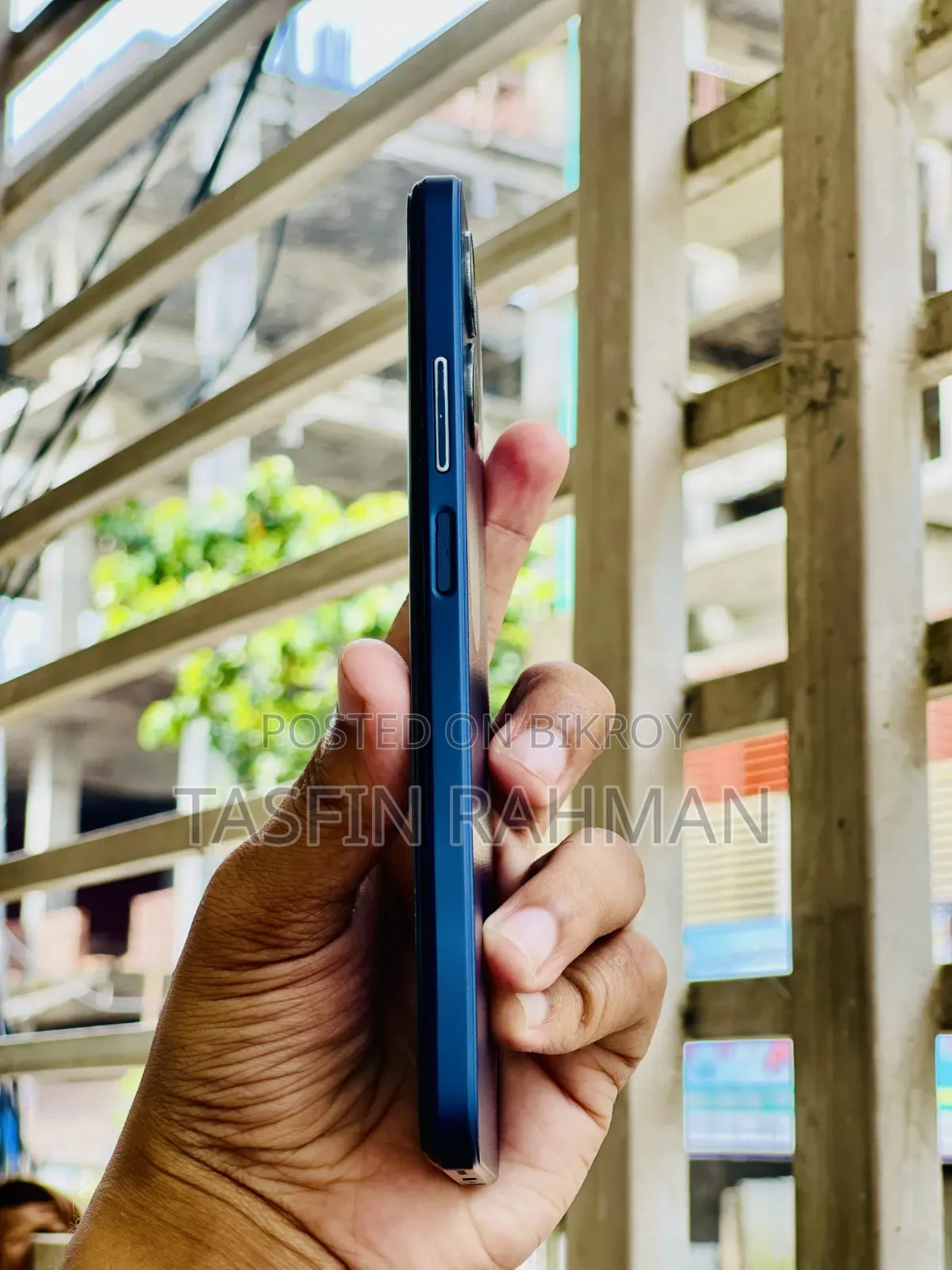 অপ্পো এ১৭ ৬৪ জিবি নীল