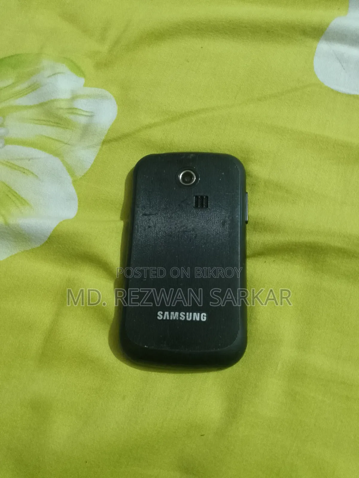 Samsung Chat 322 Wi-Fi Black