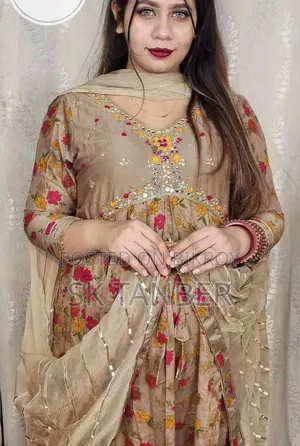 নতুন আলিয়া কাট থ্রি পিস