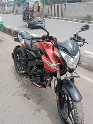 বাজাজ পালসার এনএস ১৬০ ২০২২ লাল