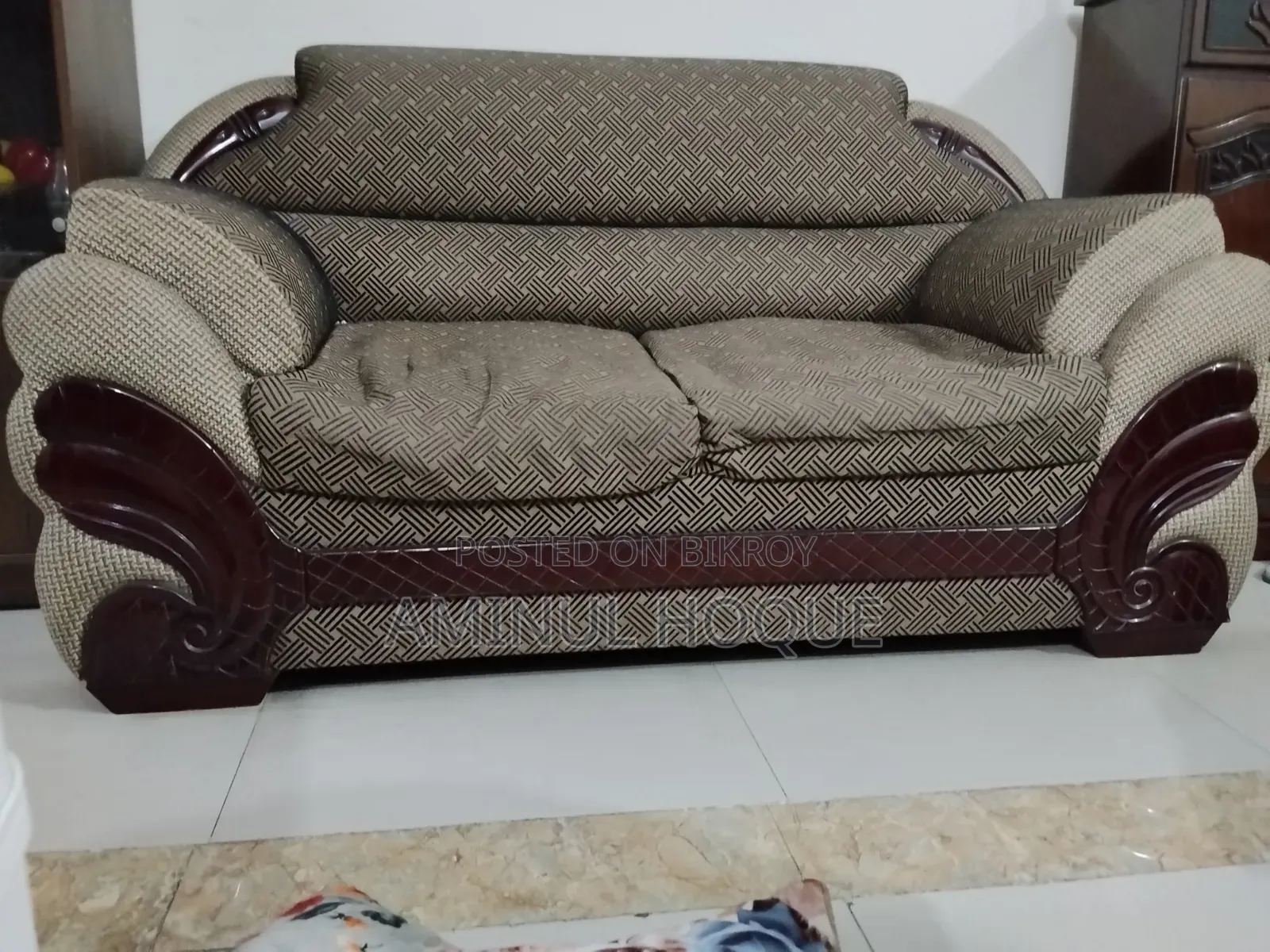 সোফা সেট ২+২+১