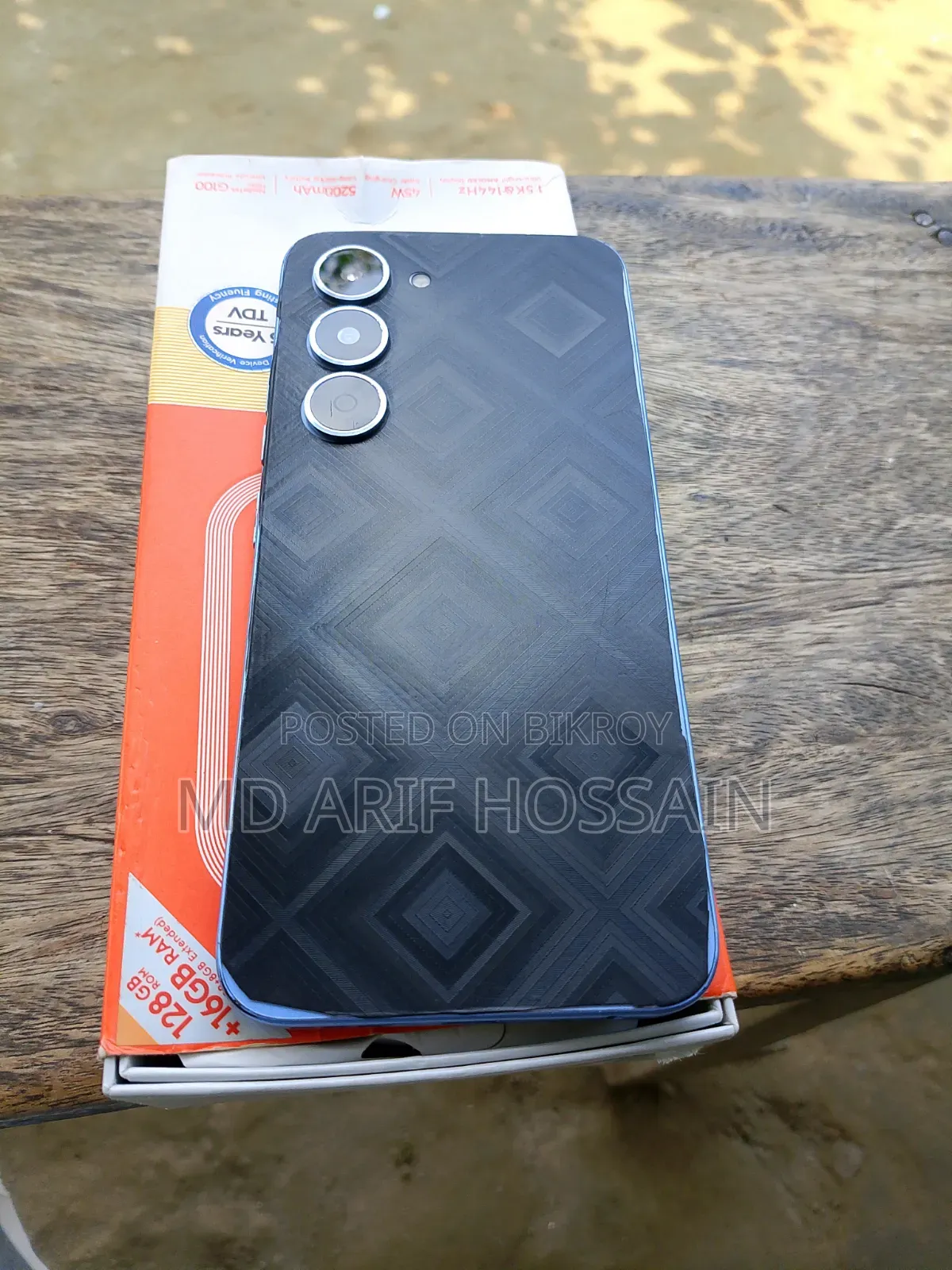 টেকনো স্পার্ক ৪০ প্রো ১২৮ জিবি