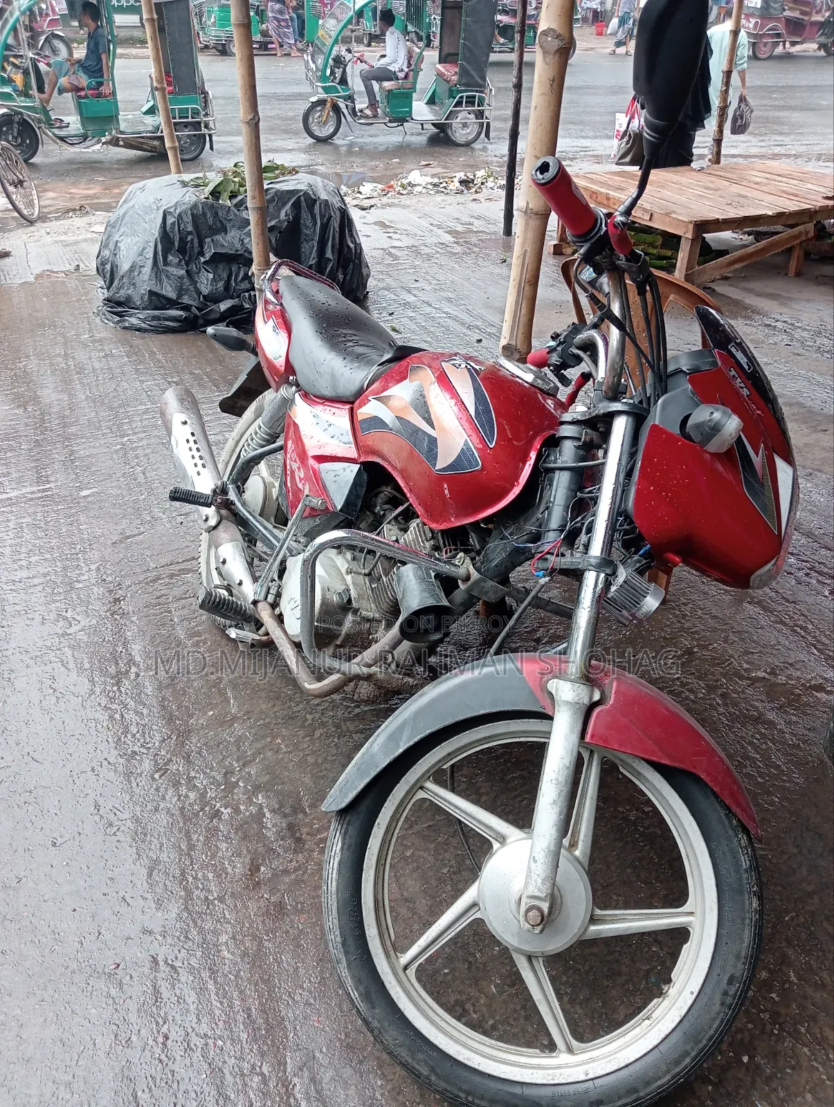 TVS 2009 Red
