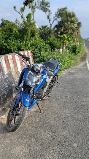 TVS Apache RTR 160 4V 2023 Blue