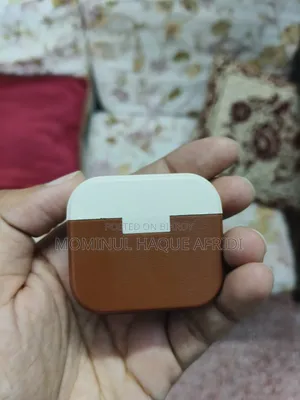 ট্রু ওয়্যারলেস স্টেরিও ইয়ারফোনস