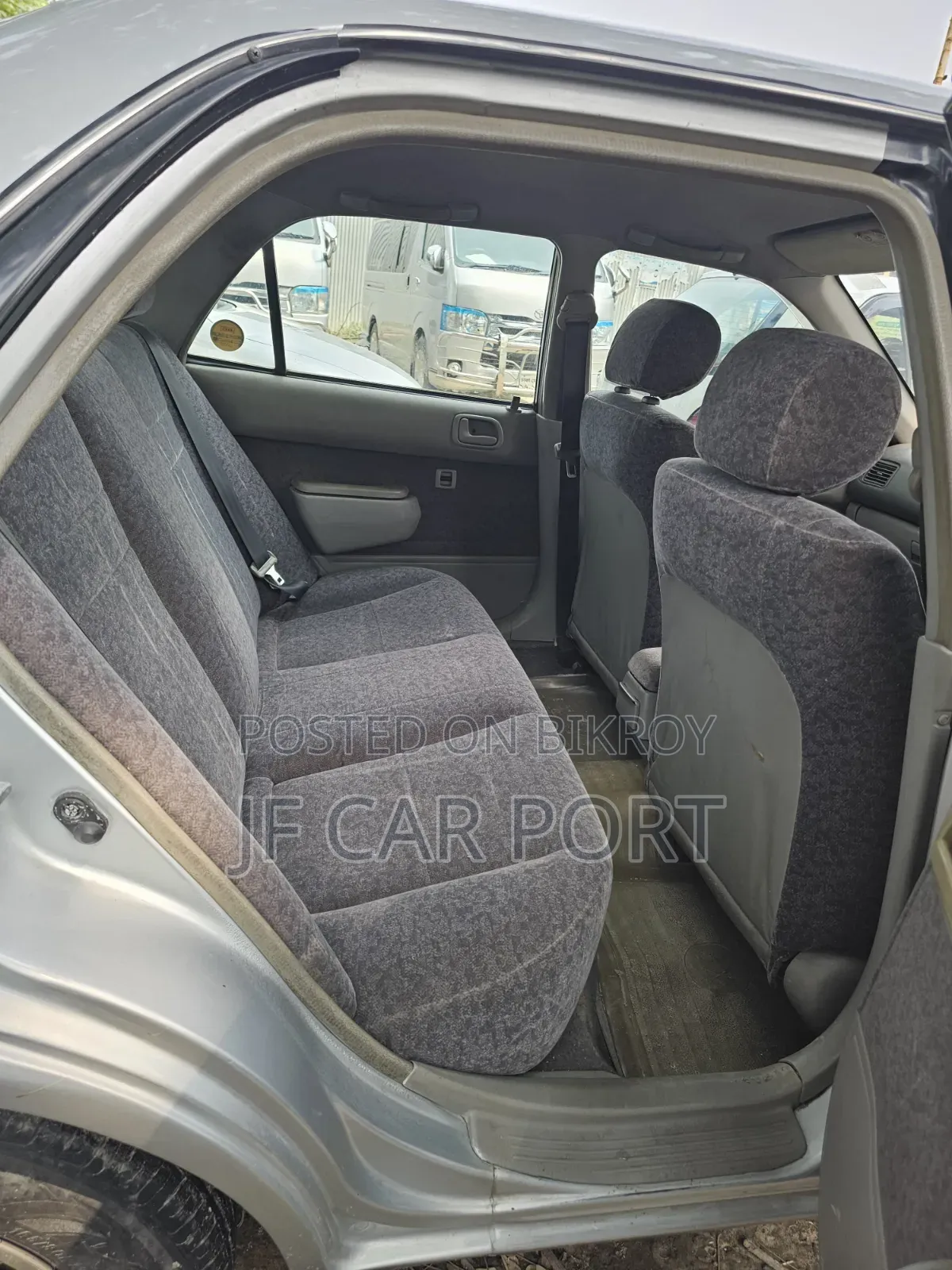 Toyota Corolla X 1.3 Automatic 2000 Silver