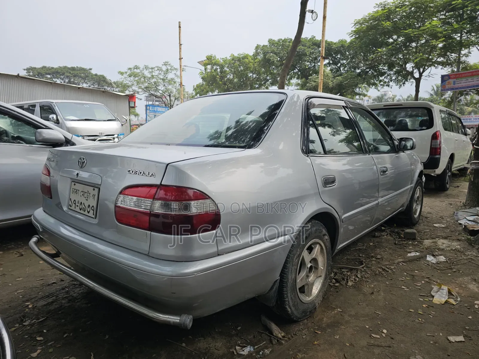 Toyota Corolla X 1.3 Automatic 2000 Silver