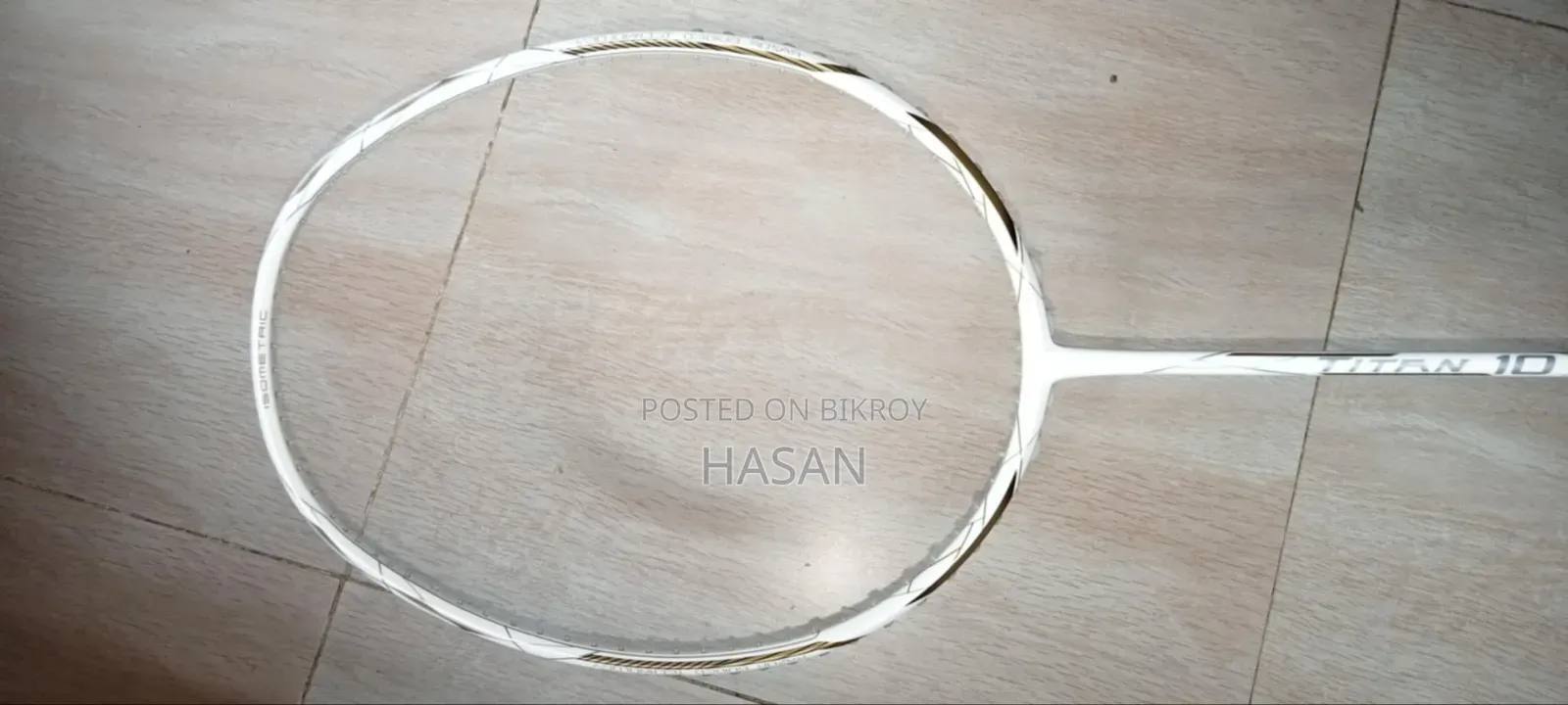 ভিএস-টাইটান ১০