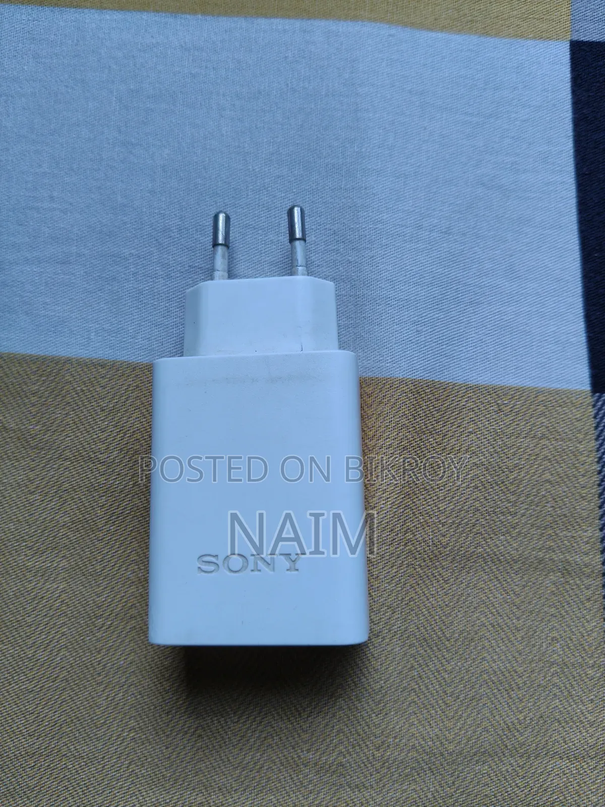 Song 24 Watt Charging Adapter
