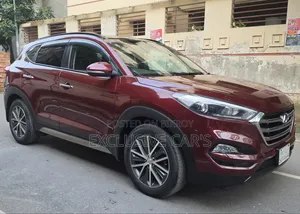 Hyundai Tucson 2016 Red