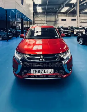 Mitsubishi Outlander 2.0 PHEV AWD 2017 Red