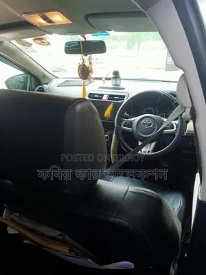 Toyota Noah 2019 Silver