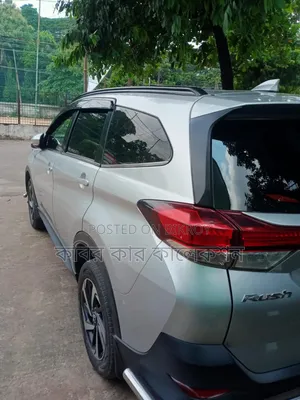 Toyota Noah 2019 Silver