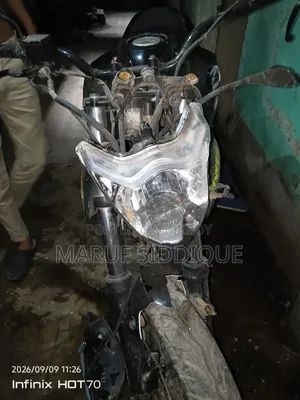 সুজুকি জিক্সার ২০১৮ কালো