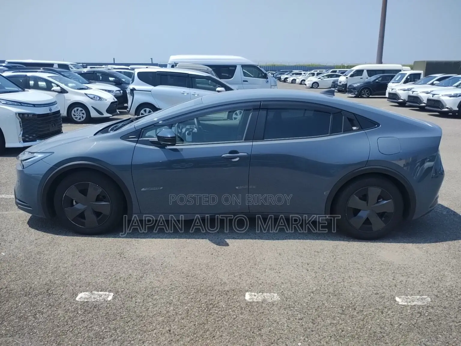 Toyota Prius 2023 Gray