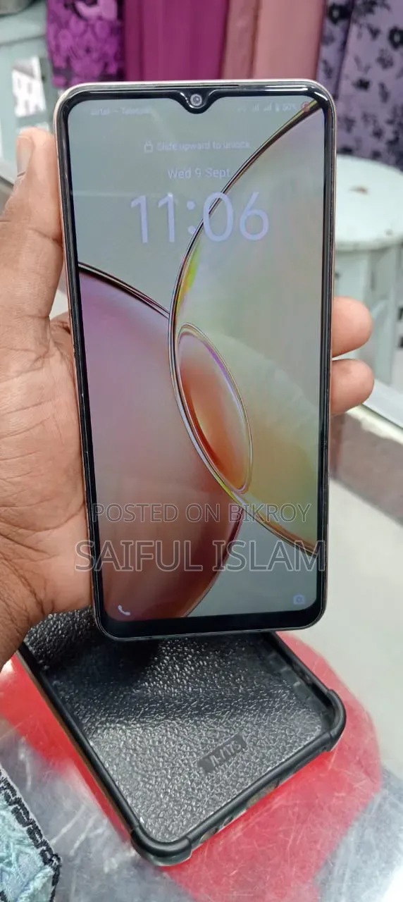 Vivo Y17s 128 GB Gold