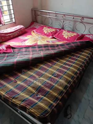 স্টিলের খাট বিক্রি হবে