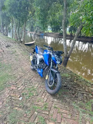 TVS Apache 160 4V 2023 Blue