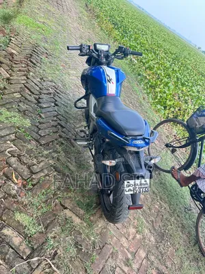 TVS Apache 160 4V 2023 Blue