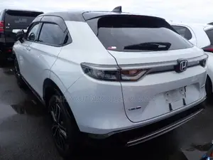 Honda Vezel 2024 Pearl