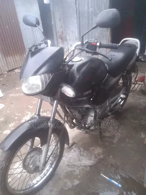 Yamaha 2006 Black