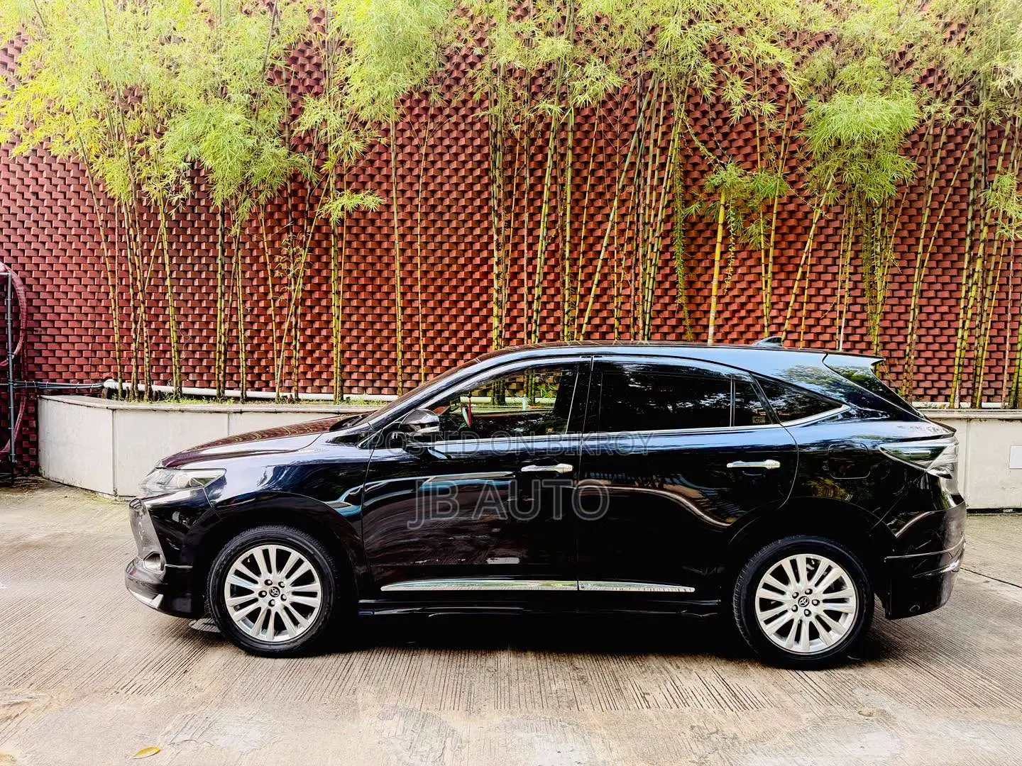 Toyota Harrier 2014 Purple
