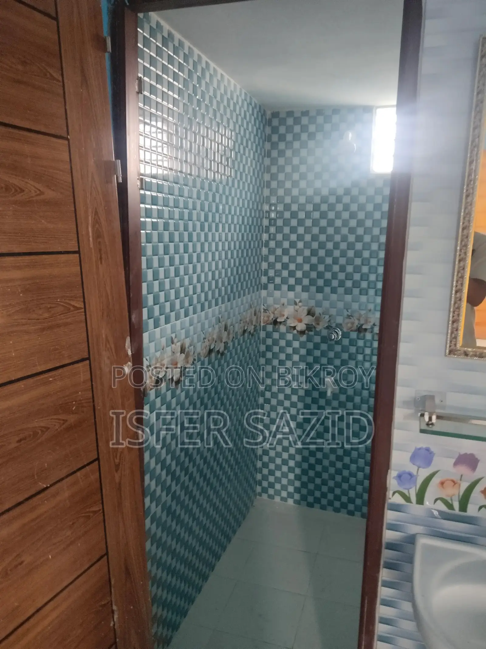 Furnished 2-Bedroom Apartment in Kamrangirchar for sale